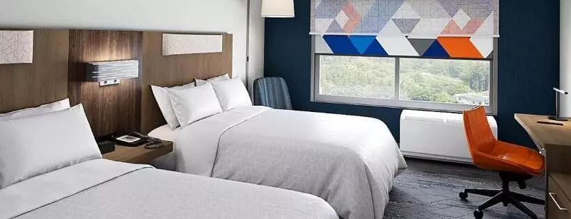 Hotelli Holiday Inn Express & Suites Waynesboro East