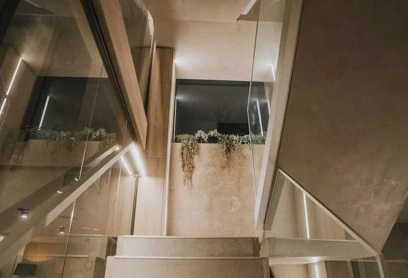 Hotelli Howard Johnson Plaza La Ribera