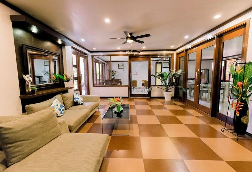 Hotelli Madonna Hometel And Suites