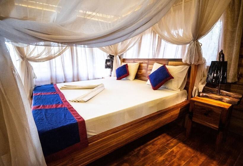 Отель Miseni Retreat