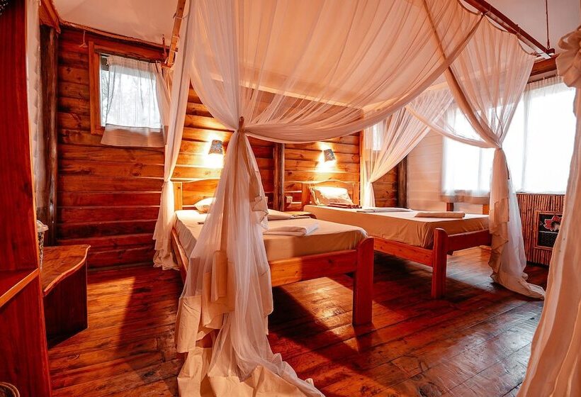 Отель Miseni Retreat