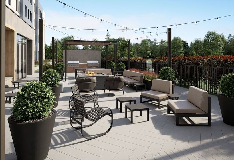 هتل Staybridge Suites Des Moines North   Ankeny, An Ihg