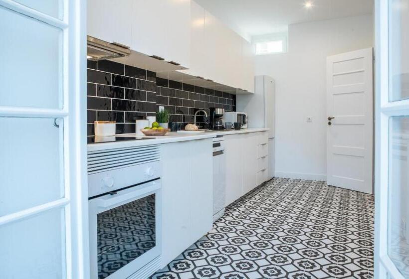 Hotel Succeed Campo Pequeno Suites