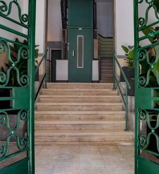 هتل Succeed Campo Pequeno Suites