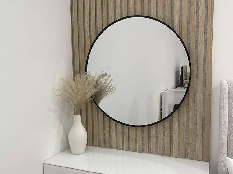 Hotelli The Lodge Hideaway   Studio Style, Simple Luxury