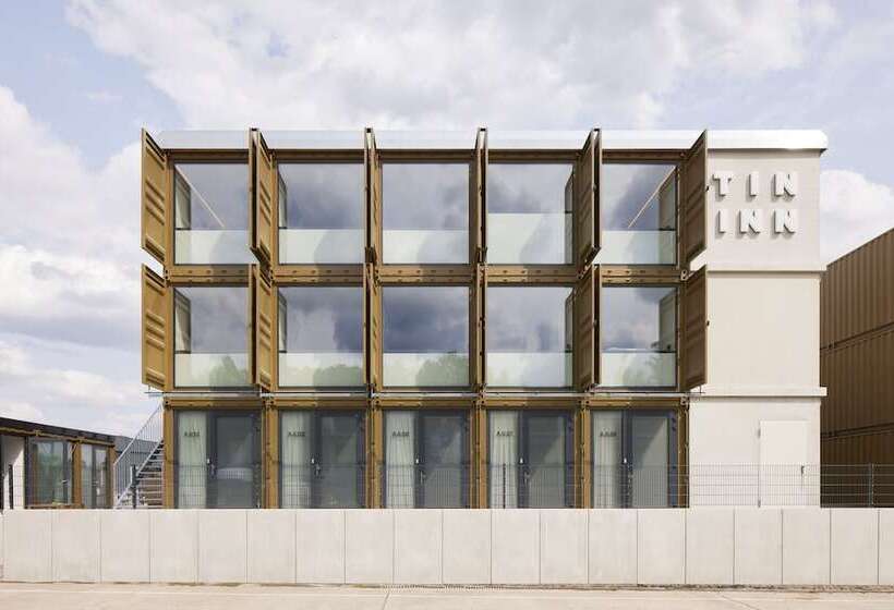 בית מלון כפרי Tin Inn Montabaur