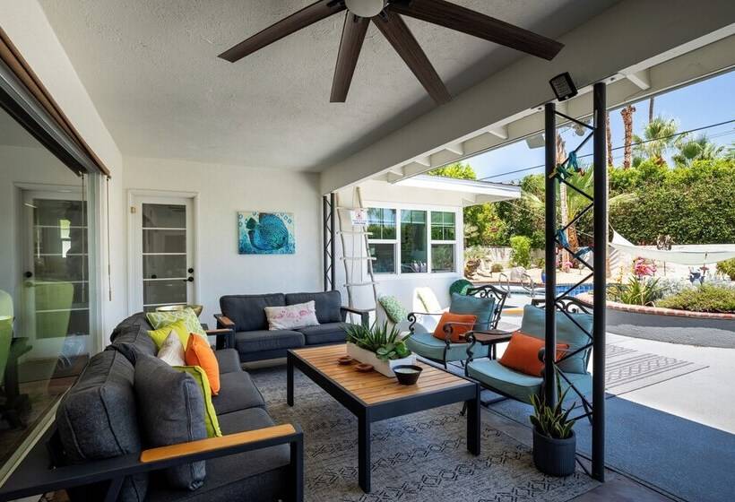 Mesquite Escape Amazing Outdoor Space!