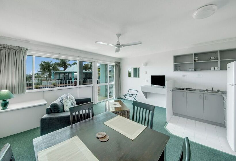 Мотель Reef Adventureland Motor Inn