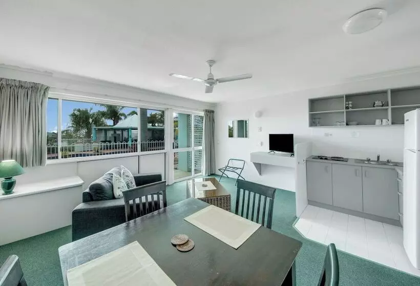 Motelli Reef Adventureland Motor Inn