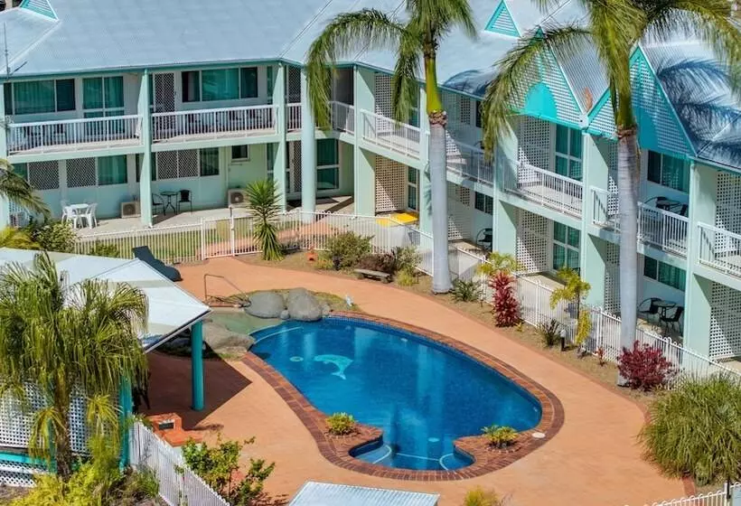 Motelli Reef Adventureland Motor Inn