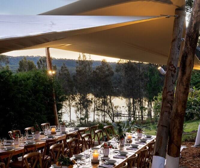 膳宿费 The Moorings Lakehouse