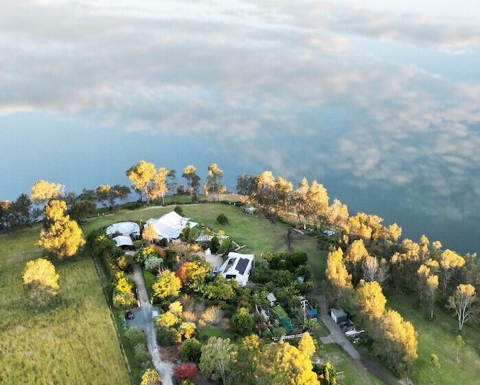 膳宿费 The Moorings Lakehouse