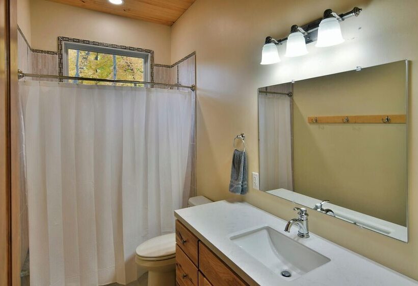 Whitefish Lake Lodge