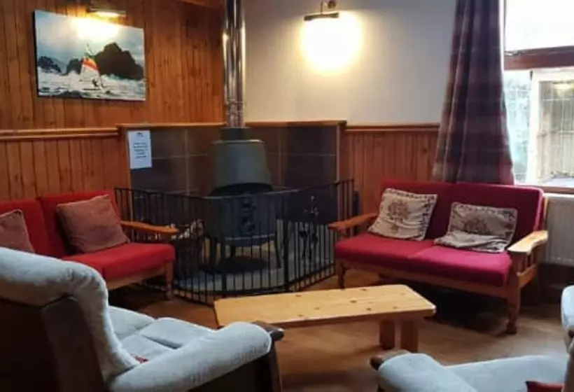 Aamiaismajoitus (B&B) Insh Hall