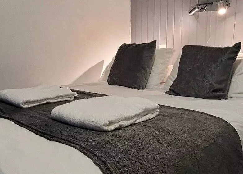 Aamiaismajoitus (B&B) Insh Hall