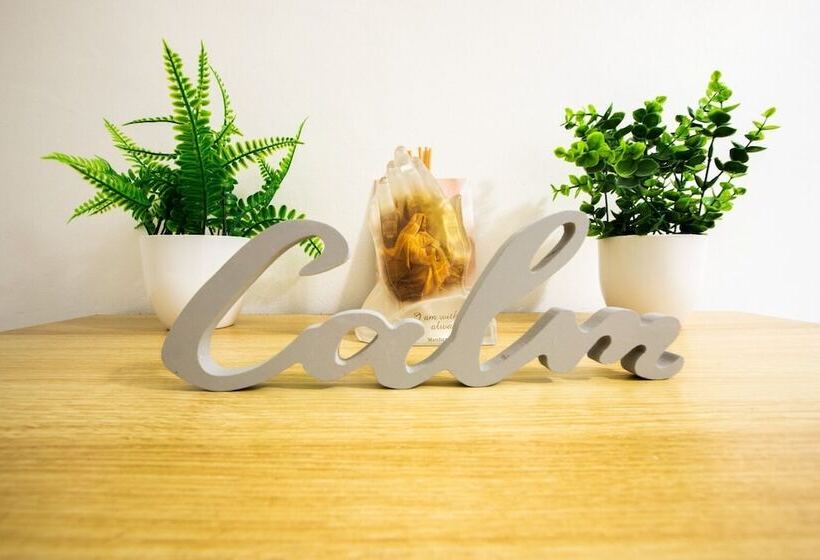 Gorgeous 3 Bedroom Cottage By The River In Reading