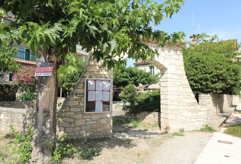 Hotel 30 Rte De Vallon Pont D Arc