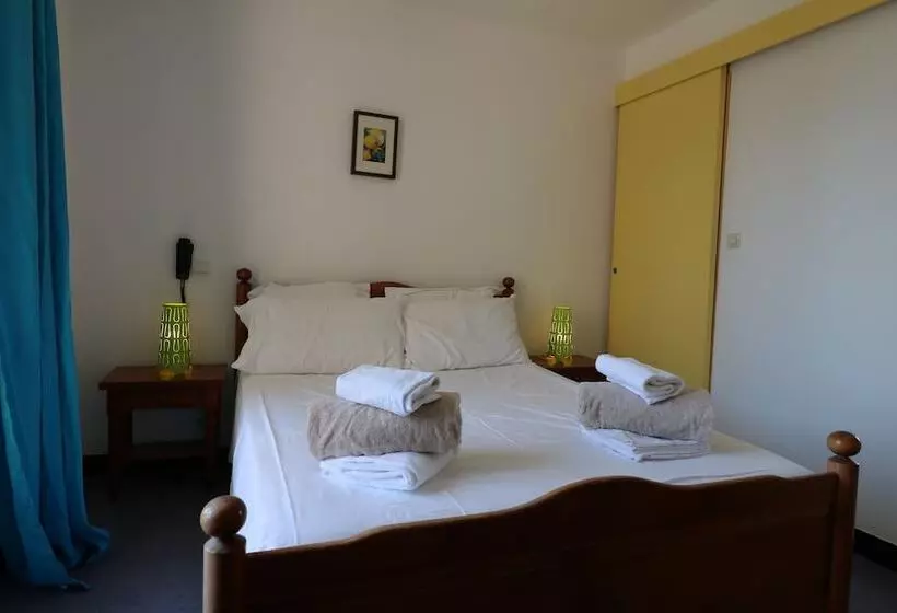 Hotelli 30 Rte De Vallon Pont D Arc