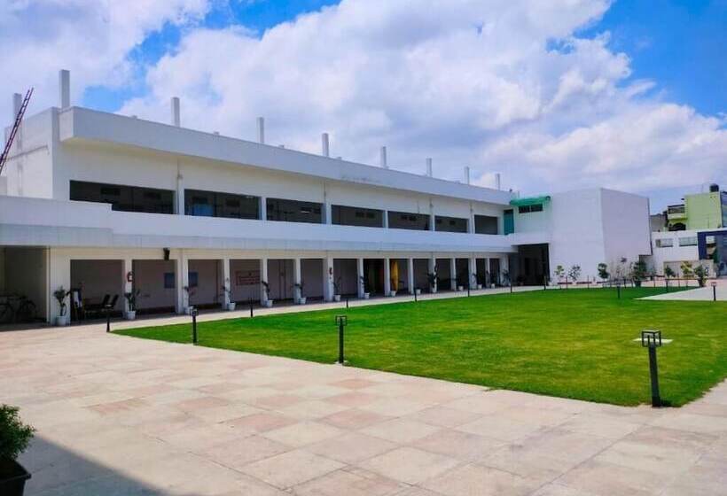 Отель Buddha Park