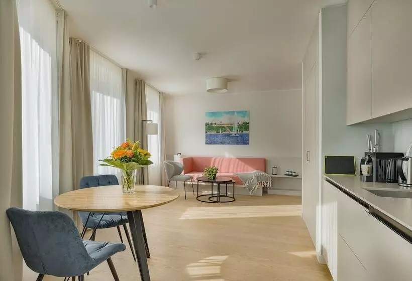 هتل Elisapart   Apartments Am Sommerschloss