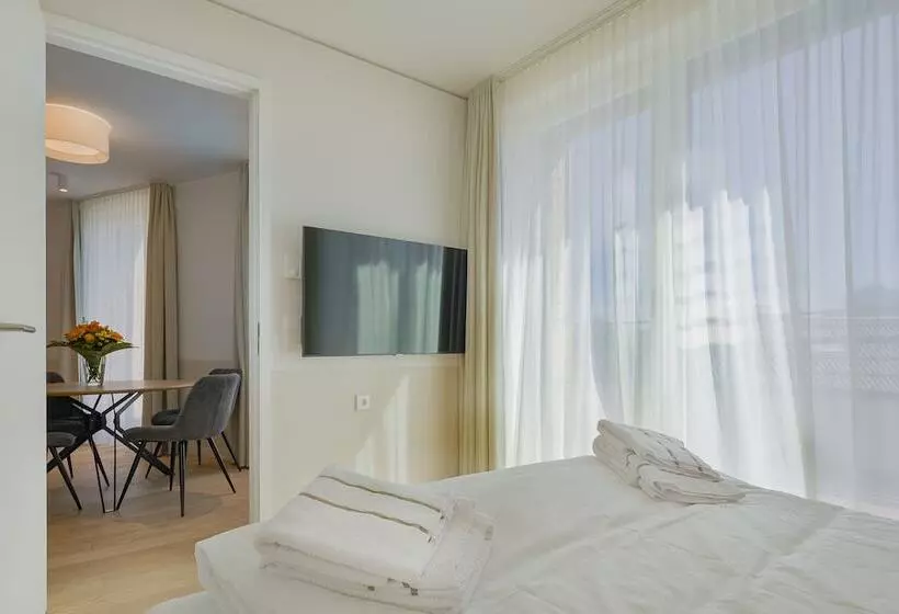 هتل Elisapart   Apartments Am Sommerschloss