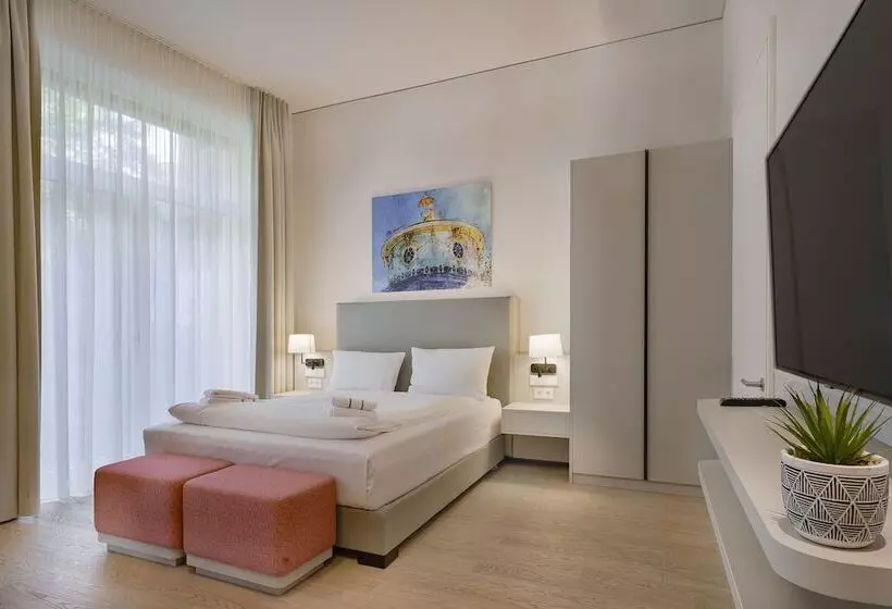 هتل Elisapart   Apartments Am Sommerschloss