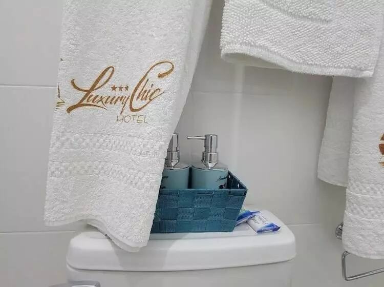 هتل Luxury Chic