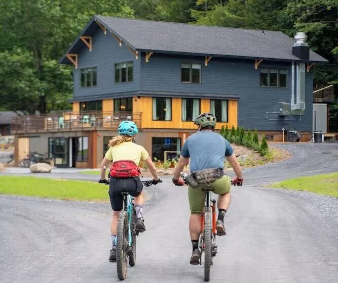 Hotelli Madbush Falls