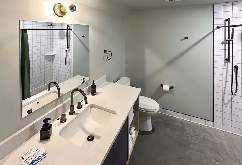 Hotelli Madbush Falls