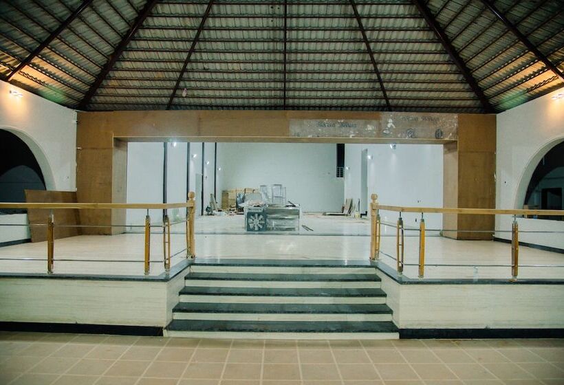 Hotel Sterling Banashree Badami