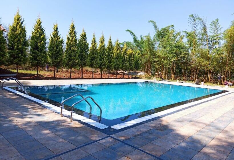 Hotel Sterling Banashree Badami