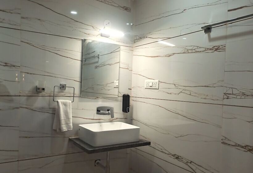 Hotel Sterling Banashree Badami