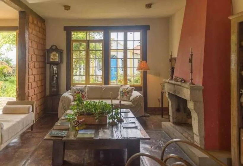 Hotelli Pousada Paço Do Lavradio