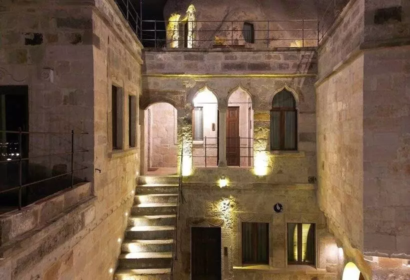 ホテル Cappadocia Secret Hill Cave Suites