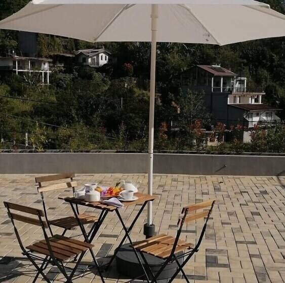 Hotelli The Cubes Ella