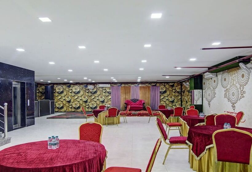 Hôtel Treebo Noida Grand