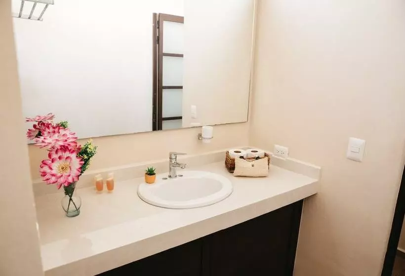 Lechuga De Mar Tulum With Pool And Beach Club Access