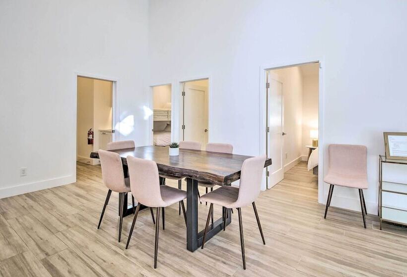 Half Mi To Big Bear Lake: Modern Home W/ Deck