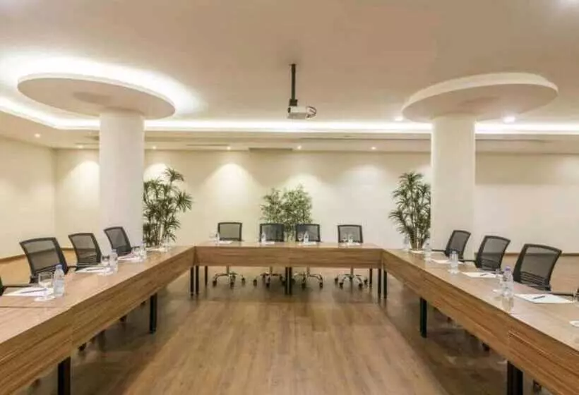 Myrtle Hotel Al Shohadaa