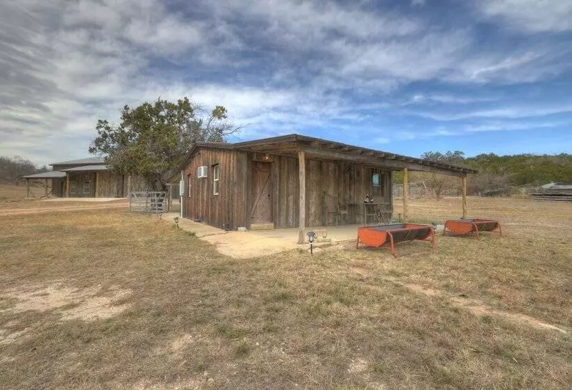 Ohana Ranch Cabin   12 Minutes To Historic Main St