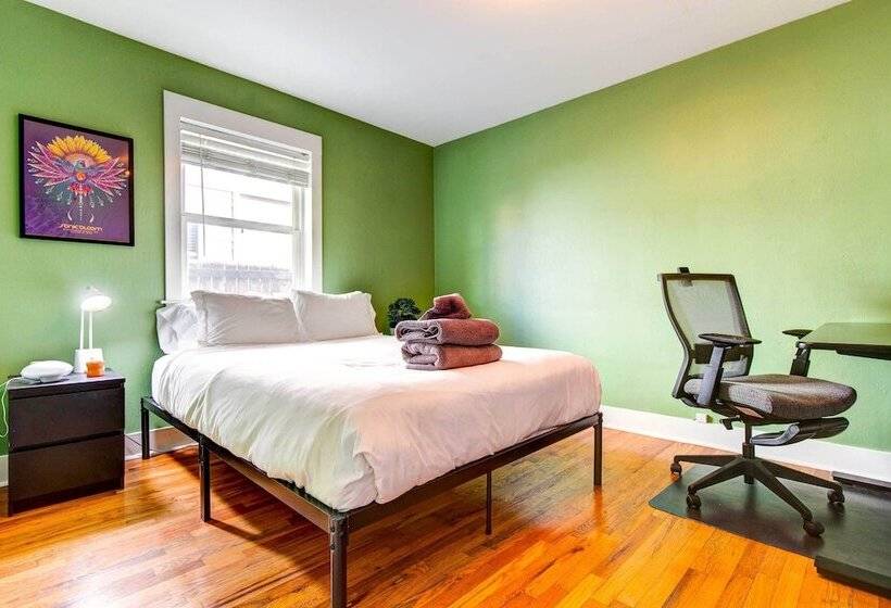 Pet Friendly Denver Home: Walk To Restaurants