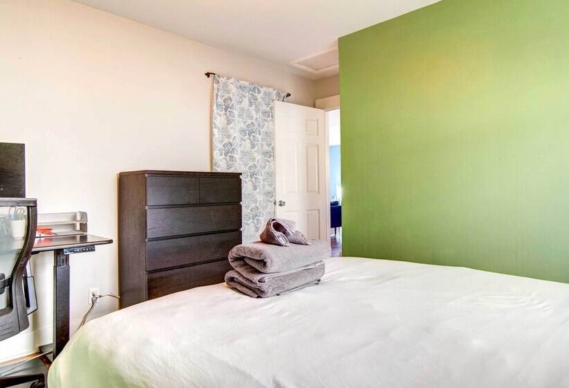 Pet Friendly Denver Home: Walk To Restaurants