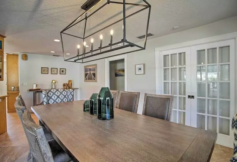 Riviera Beach Home W/ Pool   Walk To Beaches!