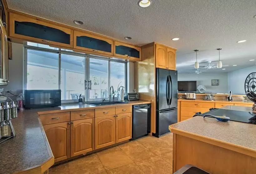 Riviera Beach Home W/ Pool   Walk To Beaches!