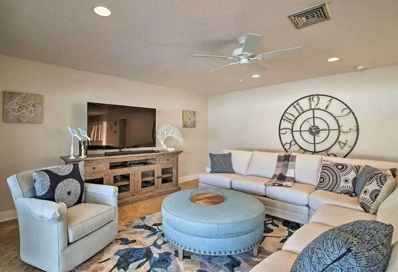 Riviera Beach Home W/ Pool   Walk To Beaches!