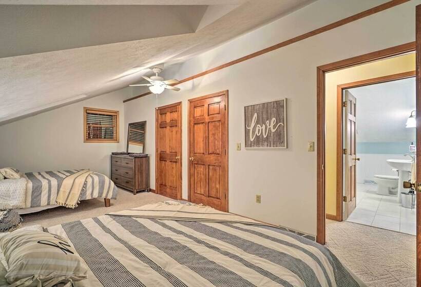 Spacious Oneida Retreat W/ Game Room!