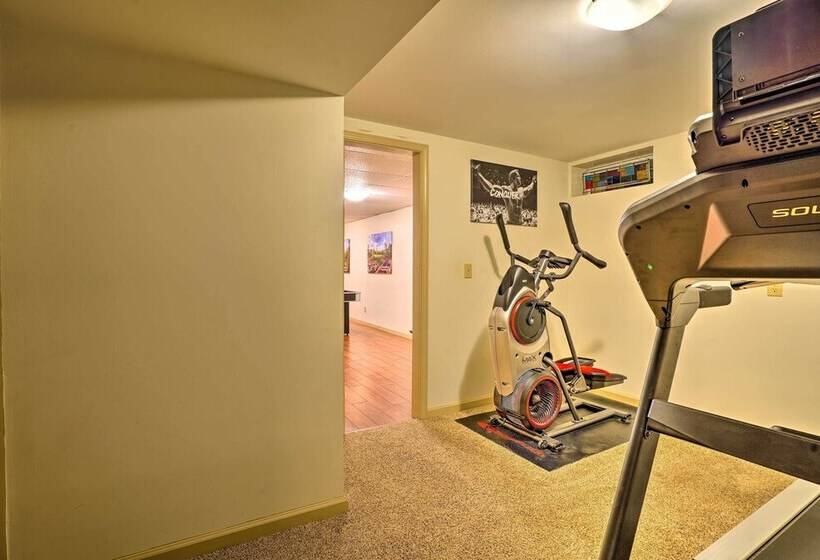 Spacious Oneida Retreat W/ Game Room!