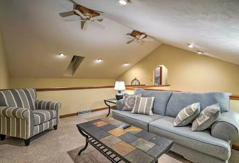 Spacious Oneida Retreat W/ Game Room!
