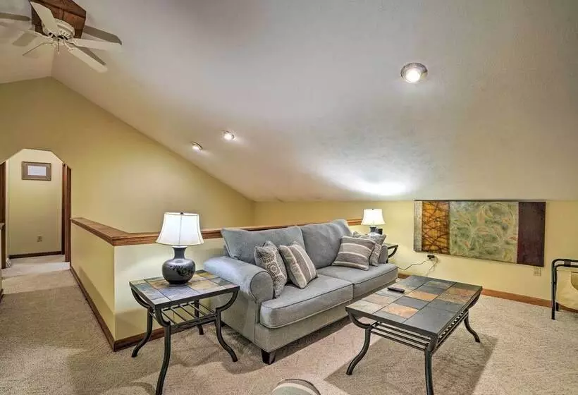 Spacious Oneida Retreat W/ Game Room!