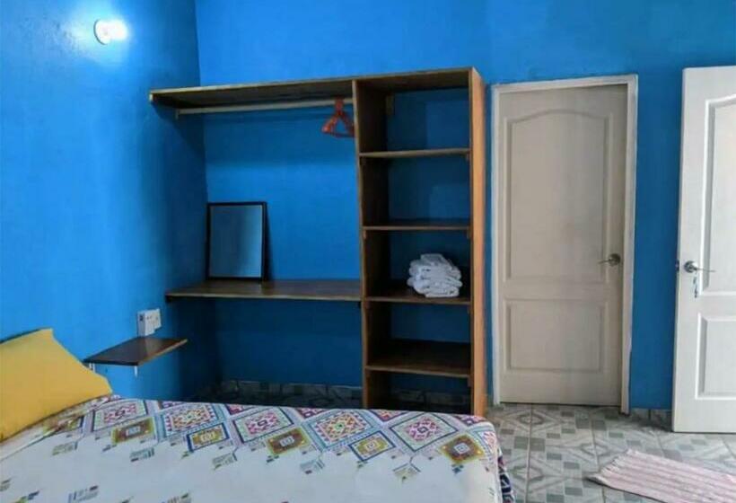 הוסטל Chentes Place